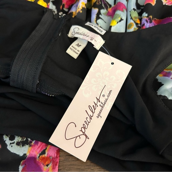 ❤️ SPEECHLESS Womens Black Floral Sleeveless Short Fit + Flare Dress Medium NWT - Picture 5 of 11